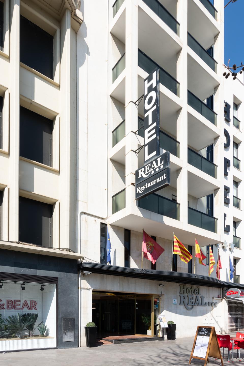 Real Hotel 3*
