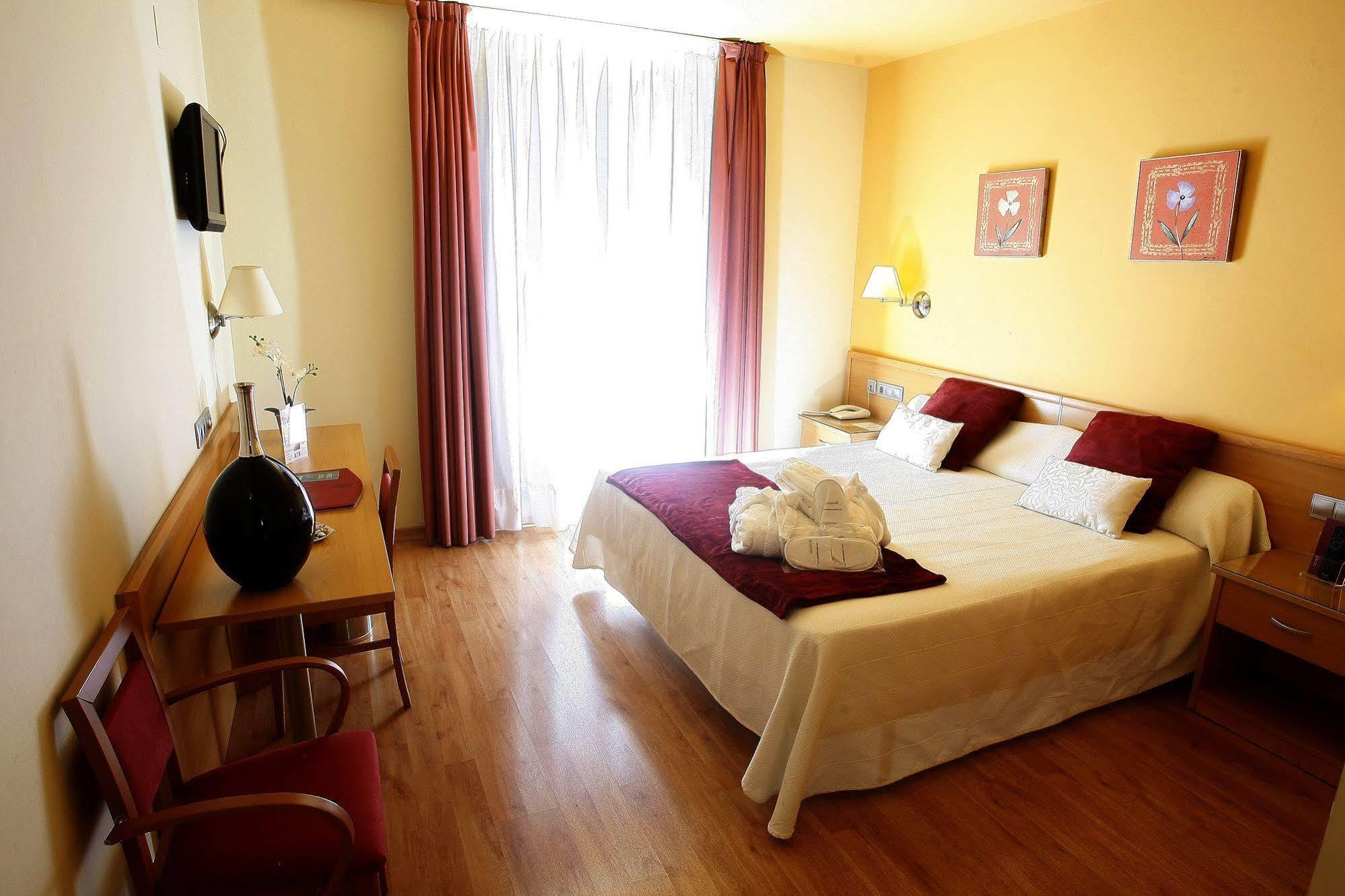 Hotel Real 3*